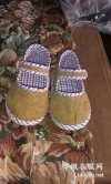 给宝贝孙女做了3双小布鞋！