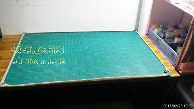 利用大切割板做的熨烫裁布两用小裁床