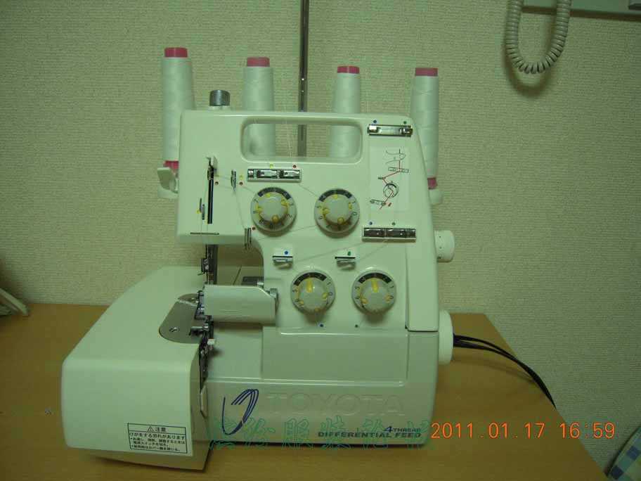 我的丰田TOYOTA平缝缝纫机和包缝机